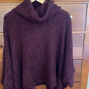 Romeo & Juliet Couture Super Soft Sweater